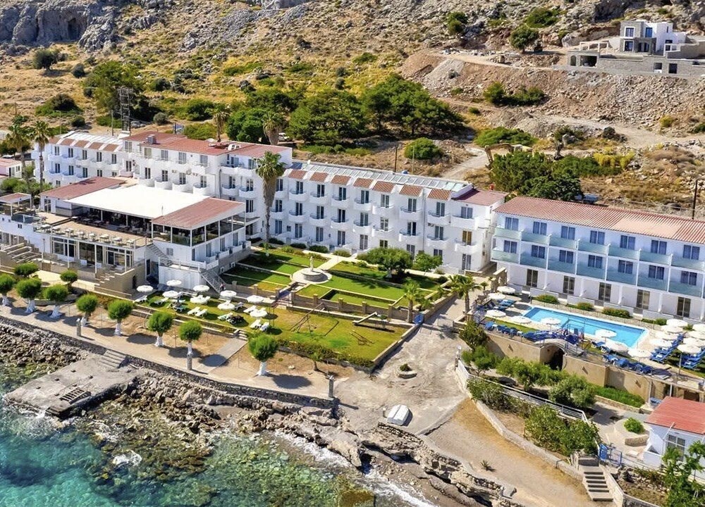 Отель Ilyssion Hotel 4*