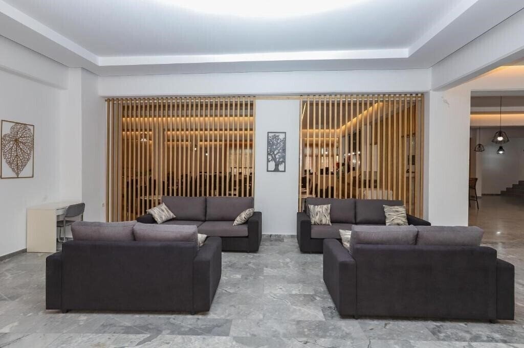 Панорама Loutanis Hotel 3*