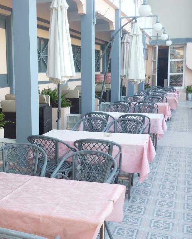 Апартаменты Rainbow 2*