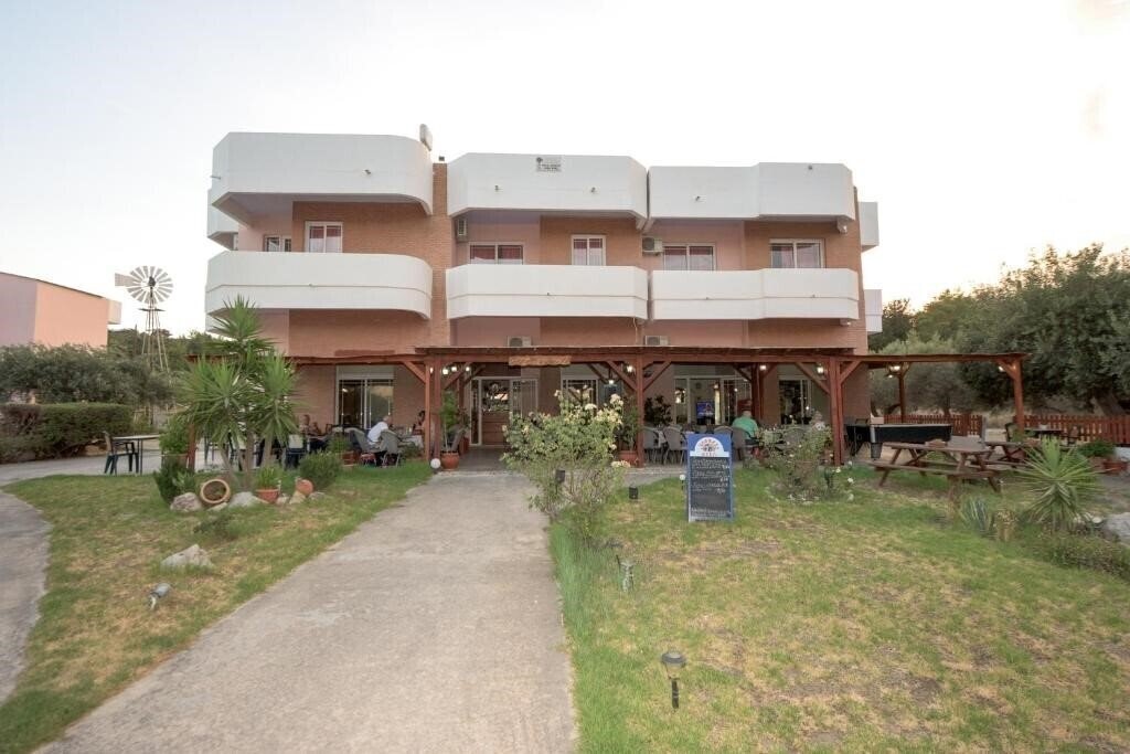 Территория Old WindMill Studios 3*