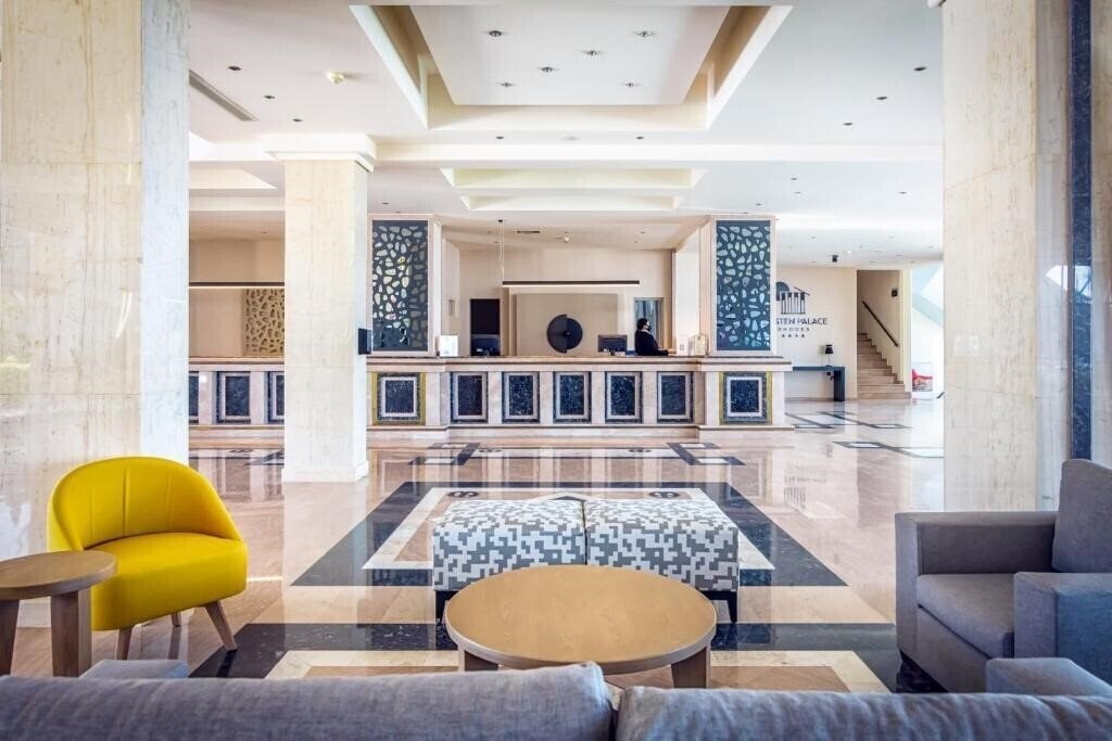 Панорама Kresten Palace (ex. Kresten Palace Hotel & Wellness) 4*