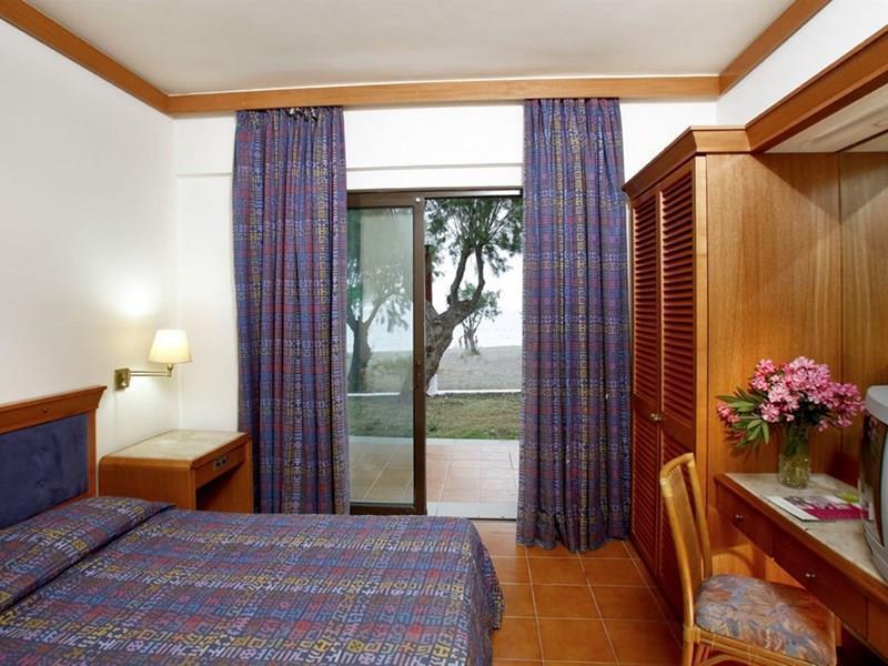 Территория Amada Colossos Resort (ex. Louis Colossos Beach) 5*