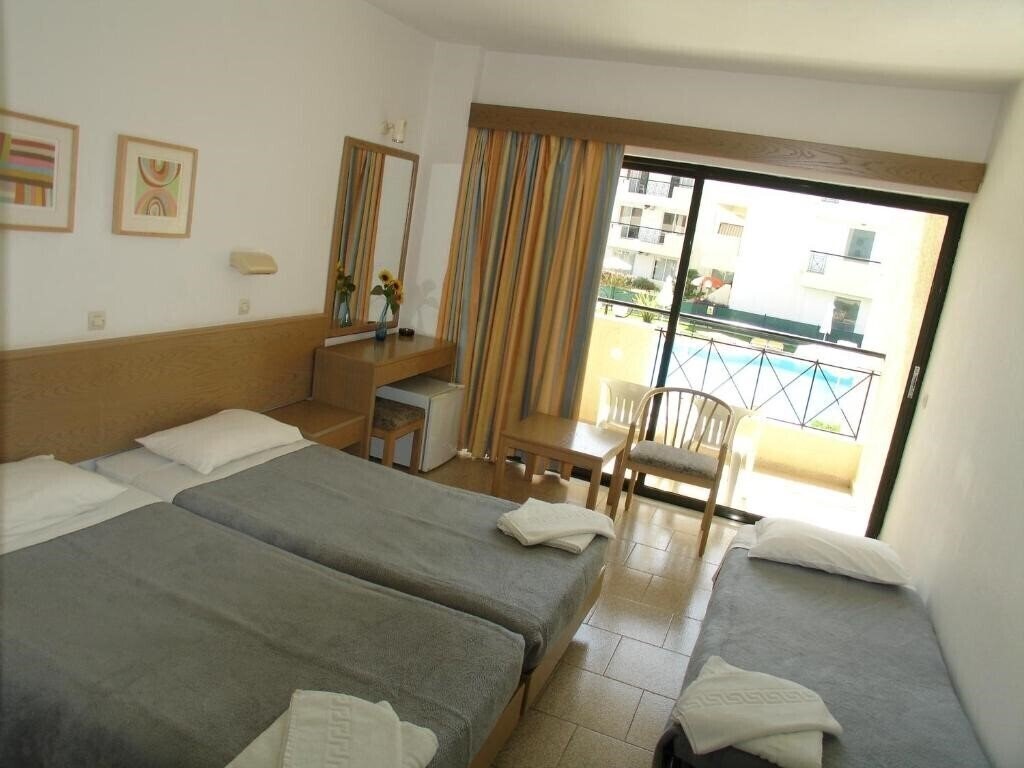 Апартаменти Summer Land 3*