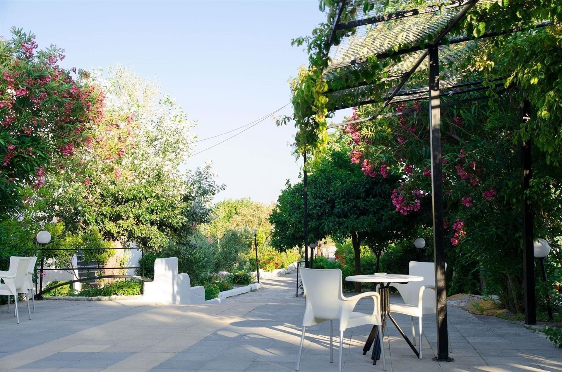 Панорама Gnest Apartments апартаменты