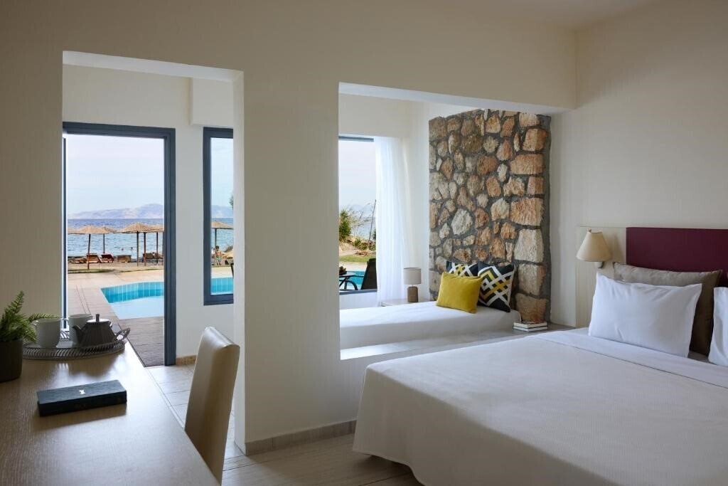 Фото Blue Bay Beach Resort 4*