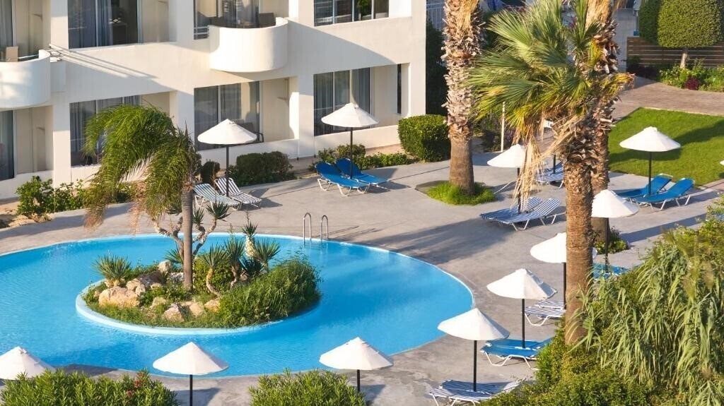 Территория Blue Bay Beach Resort 4*