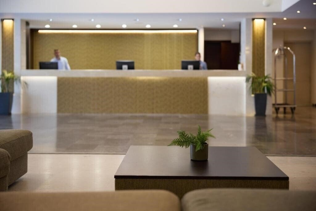 Апартаменты Blue Bay Beach Resort 4*