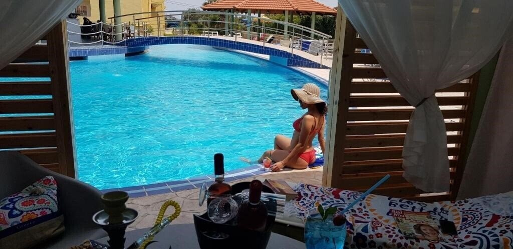 Апартаменты Fantasy 3*