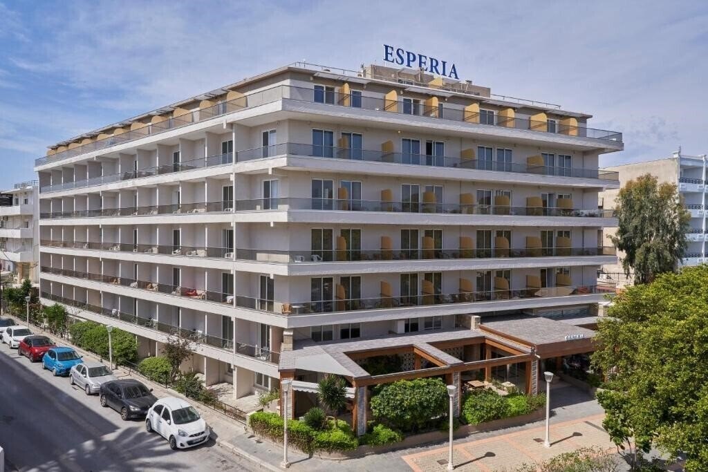 Апартаменти Esperia 3*
