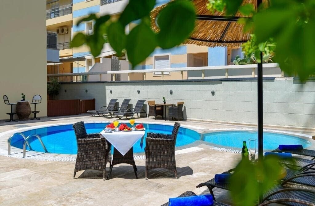 Панорама Comfort Hotel 3*