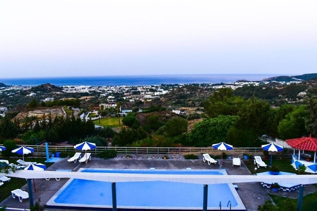 Вид Oleander Studios 2*