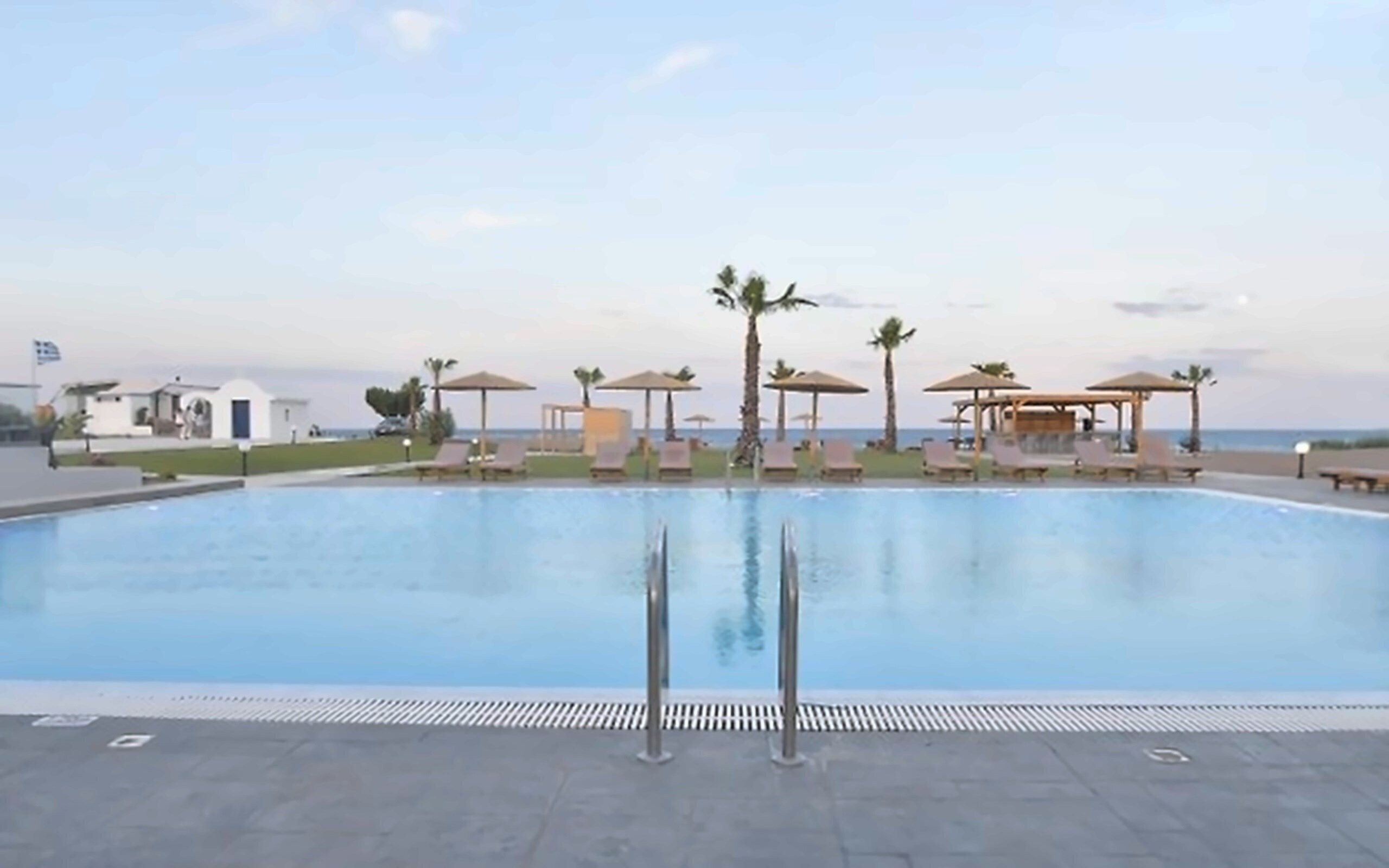 Апартаменты Evita Bay 4*