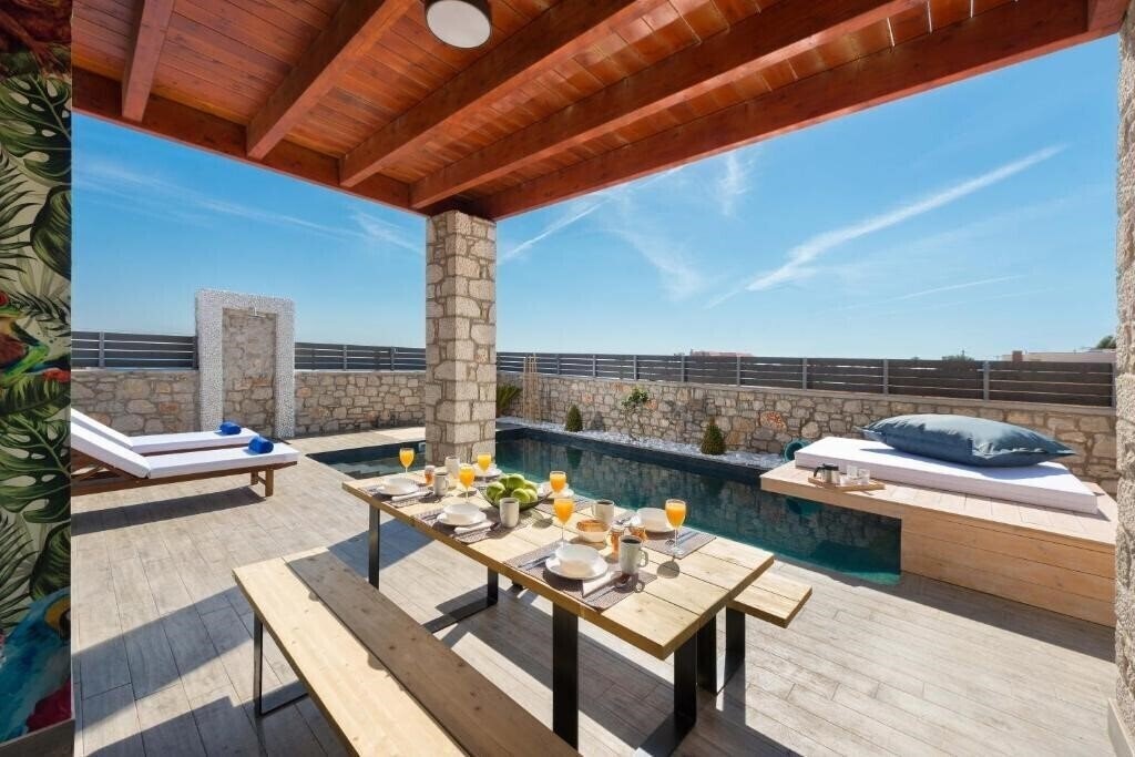 Апартаменты Southrock Villas 5*