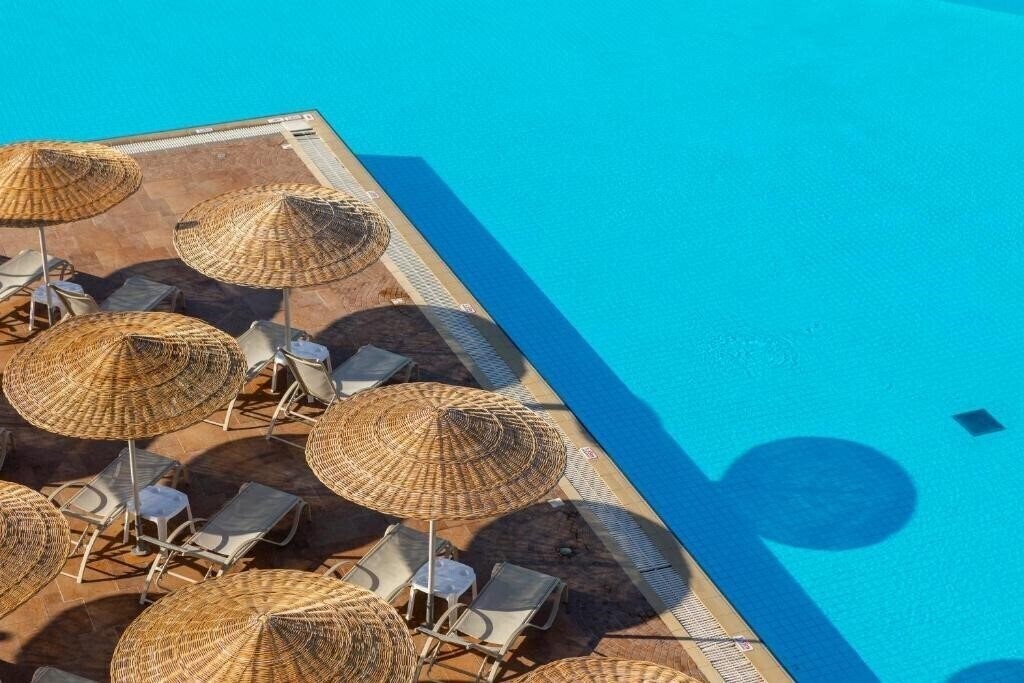 Панорама Leonardo Kolymbia Resort 5*