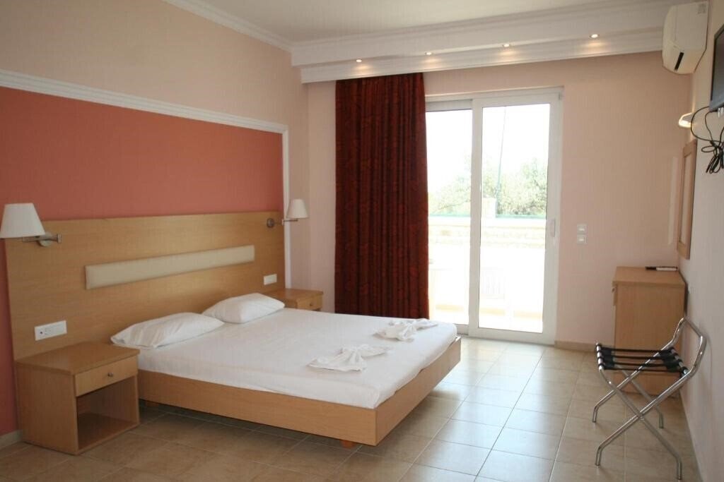 Территория Diagoras 3*