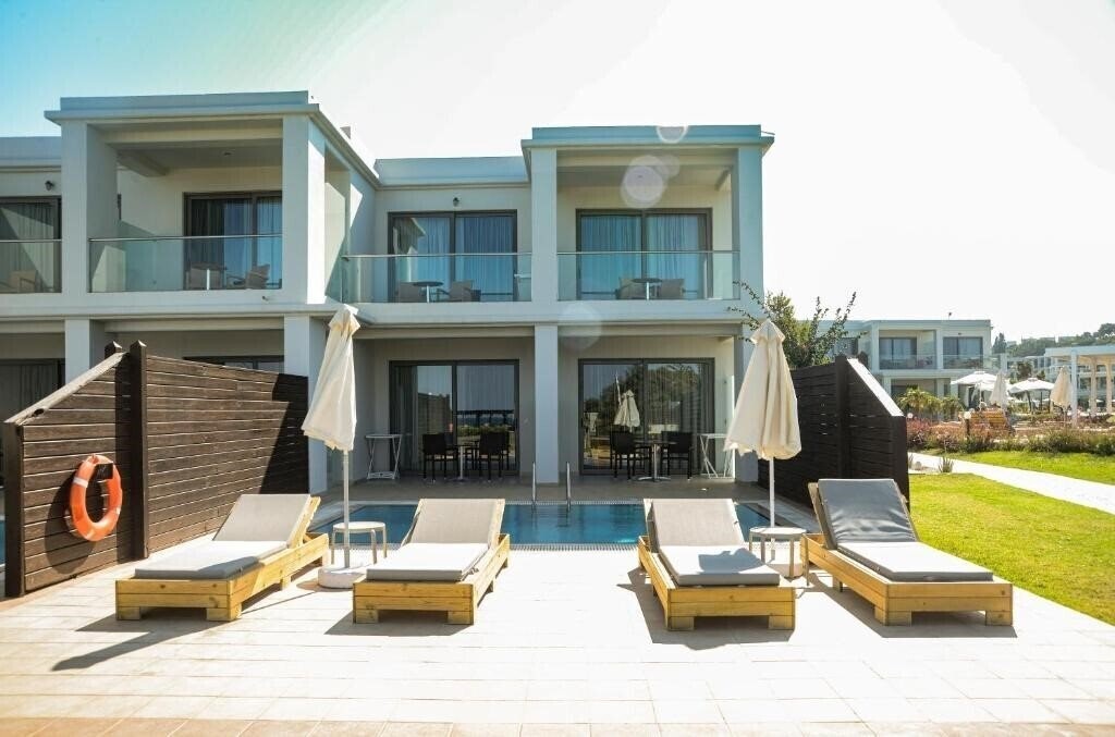 Картинка Asterias Beach Resort 5*