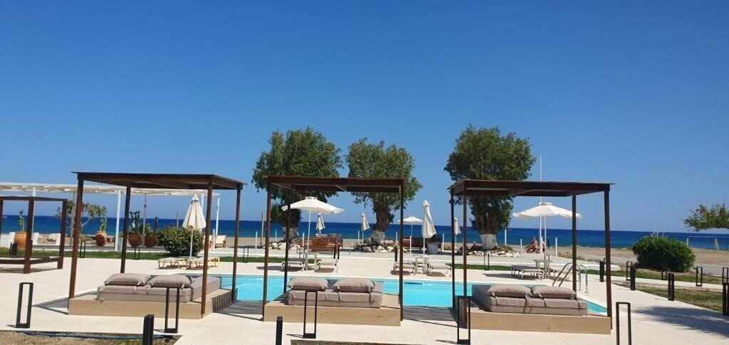 Вид Beach Break Boutique Apartments 3*