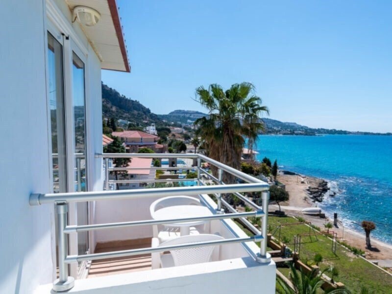 Территория Illyssion Hotel 4*