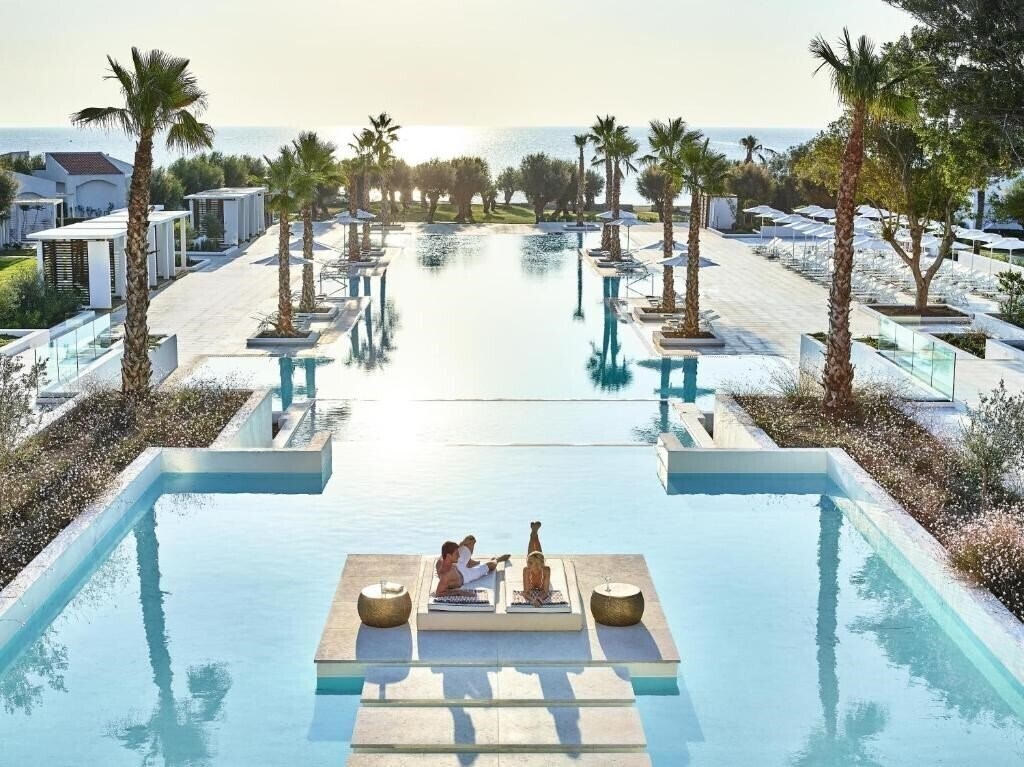 Отель Grecotel Lux Me Dama Dama 4*