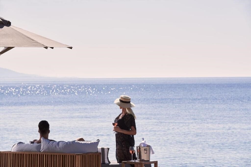 Изображение Bellevue On The Beach Suites 5*