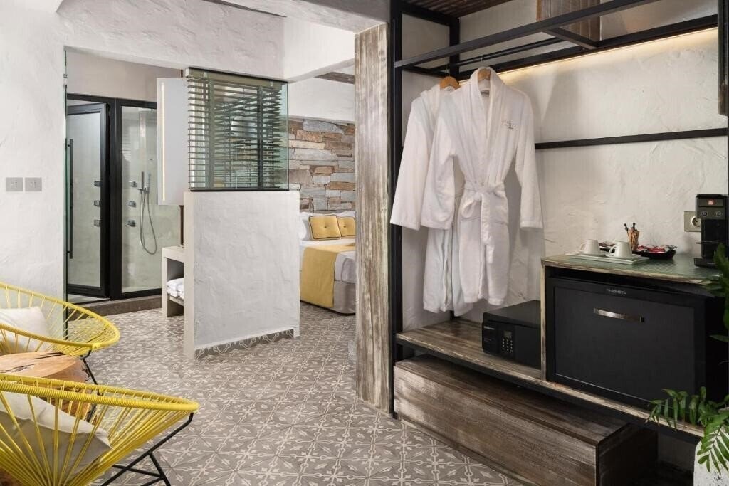 Апартаменты Elakati Luxury Boutique Hotel - Adults Only 4*