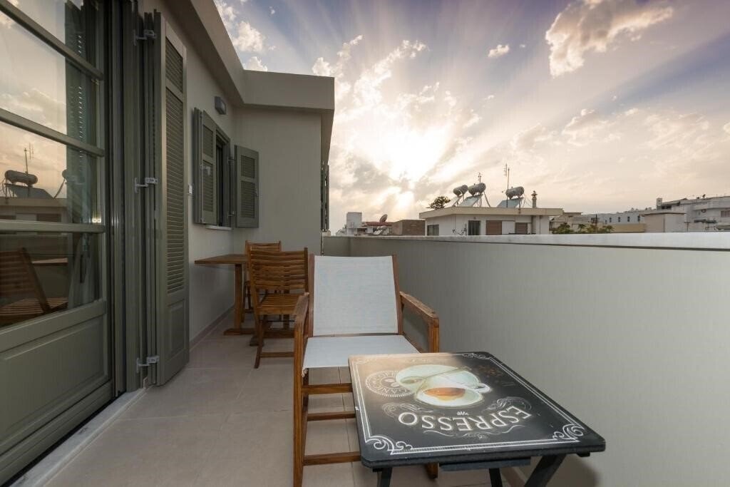 Панорама Faces Art Suites 4*