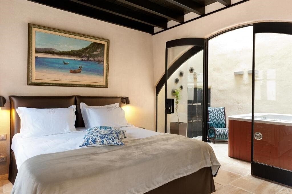 Панорама Allegory Boutique Hotel 4*