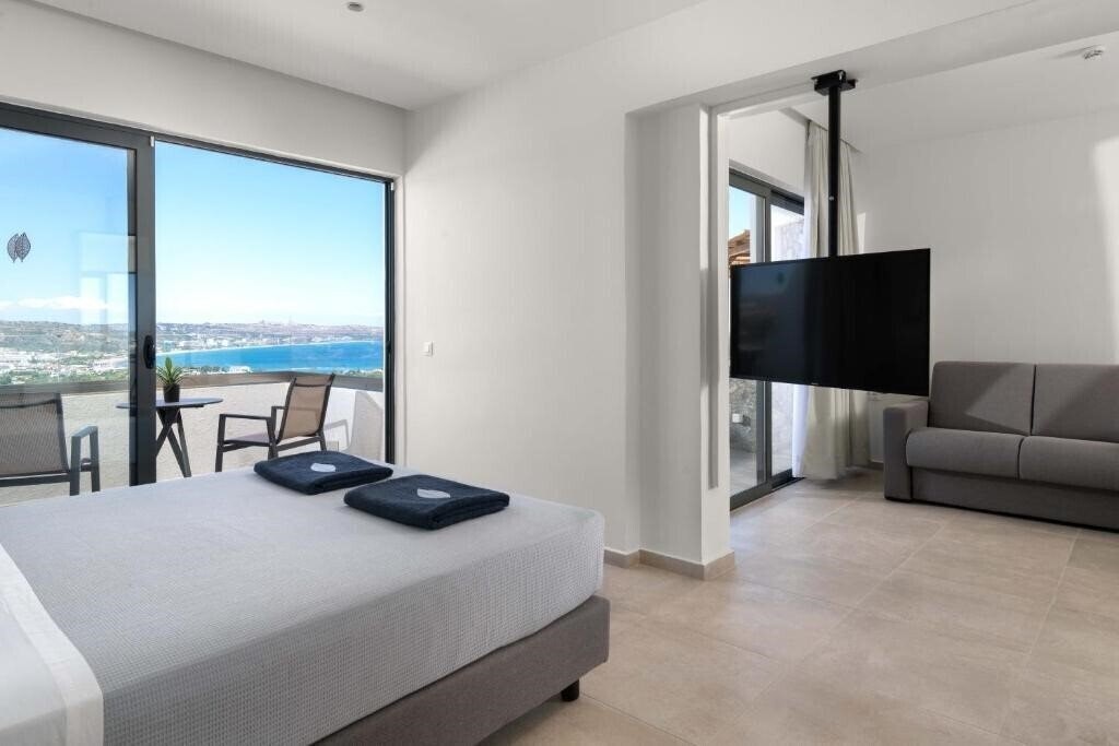 Апартаменти Atalanti Boutique Hotel - Adults Only 4*