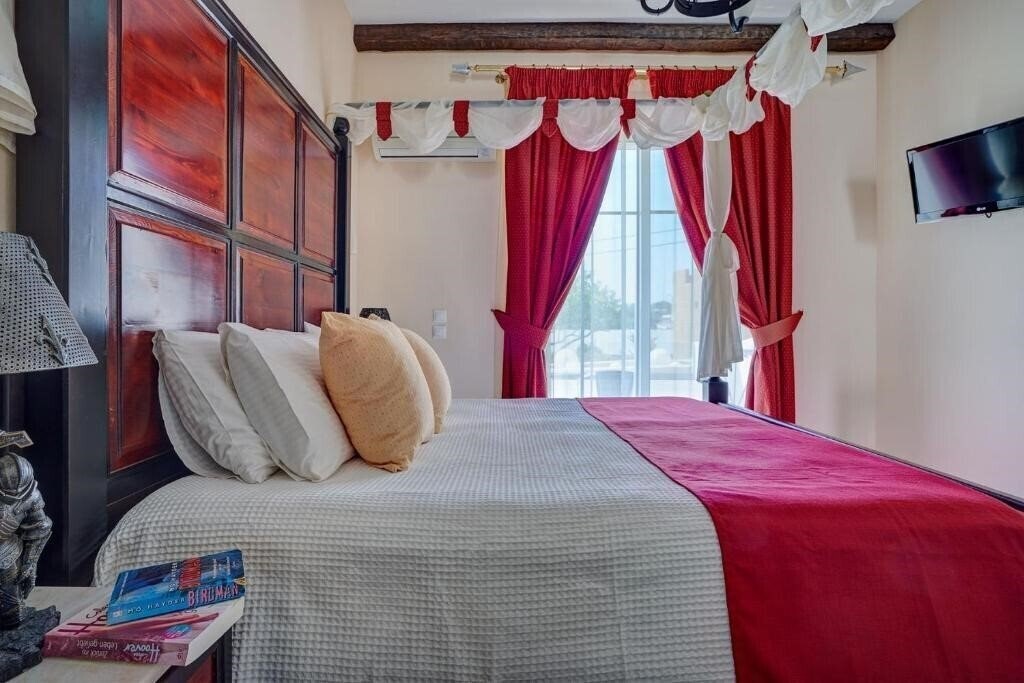 Вид Castello di Cavalieri Suites & SPA 4*