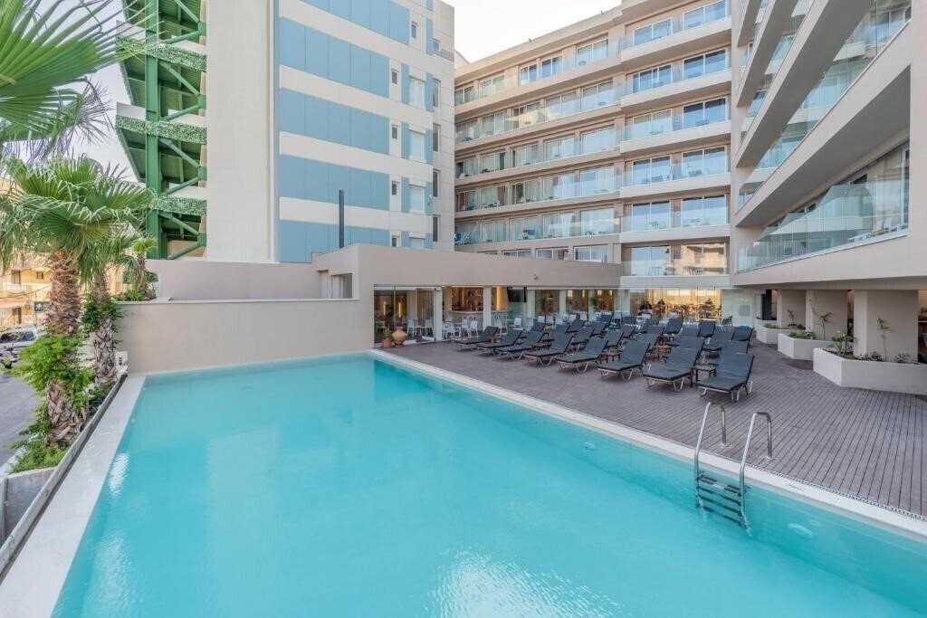 Вид Rhodes Arte City Hotel 4*