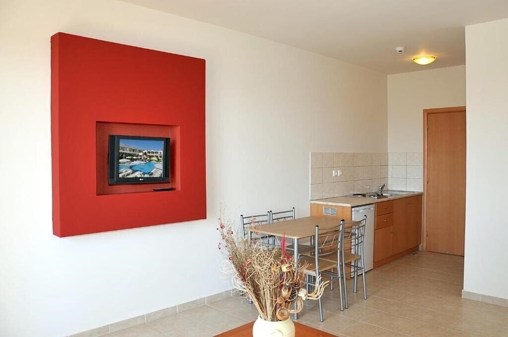 Фото Emerald (Ialyssos) 3*