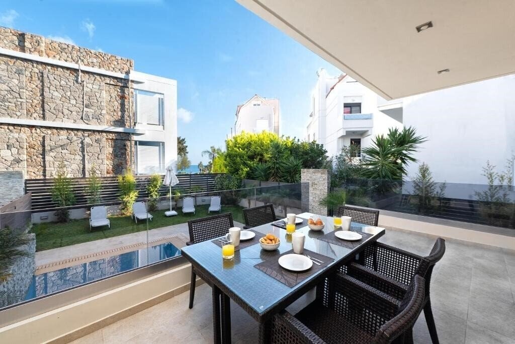 Вид Ixian Dream отель без категории