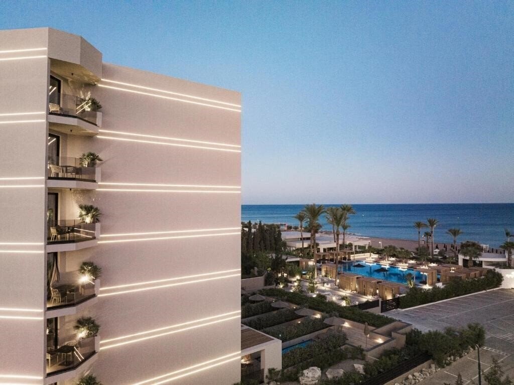 Апартаменты Ammades All Suites Beach Hotel Adults Only 5*