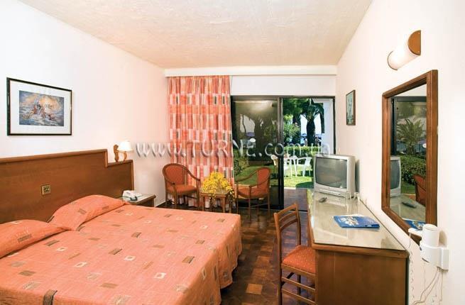 Картинка Blue Horizon Palm Beach 4*