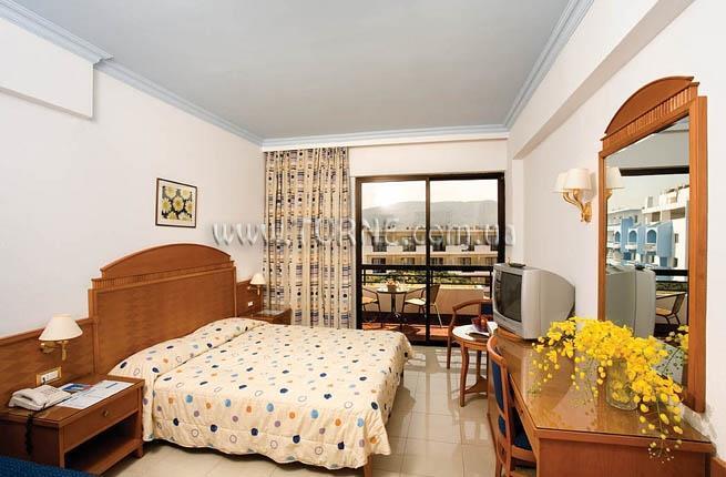 Фото Blue Horizon Palm Beach 4*