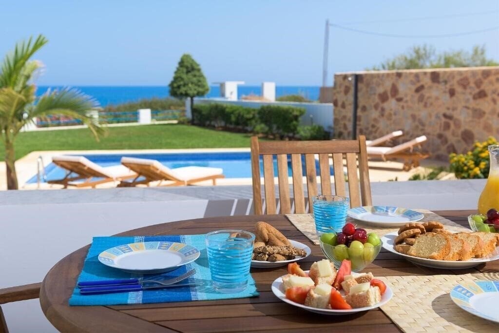 Апартаменти Villa Deep Blue 4*