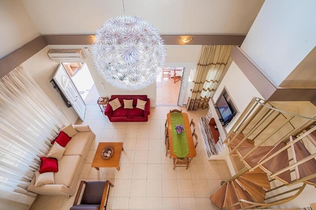 Панорама Villa Fay 4*