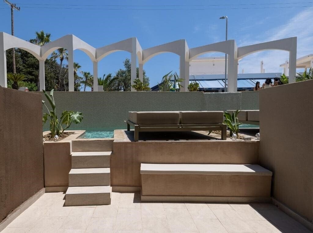 Апартаменты Kolymbia Bay Art Hotel 4*