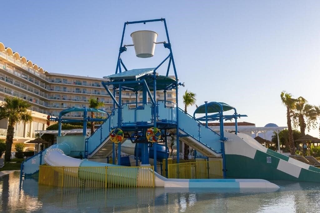 Панорама Pegasos Beach Hotel 4*