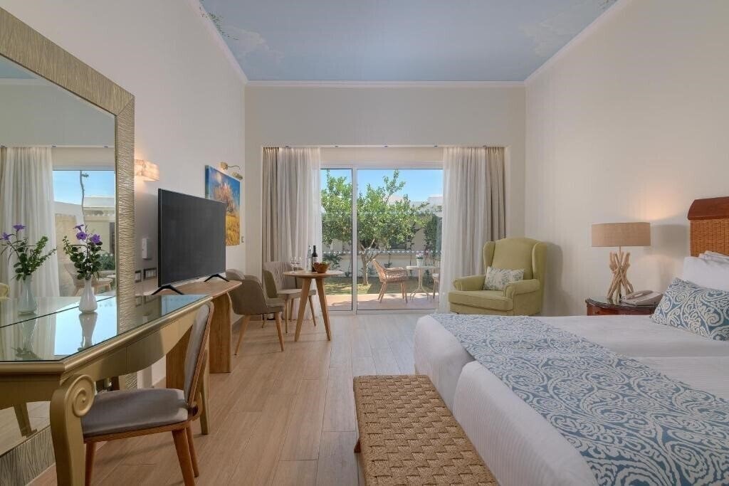 Територія Atrium Prestige Thalasso SPA Resort & Villas 5*