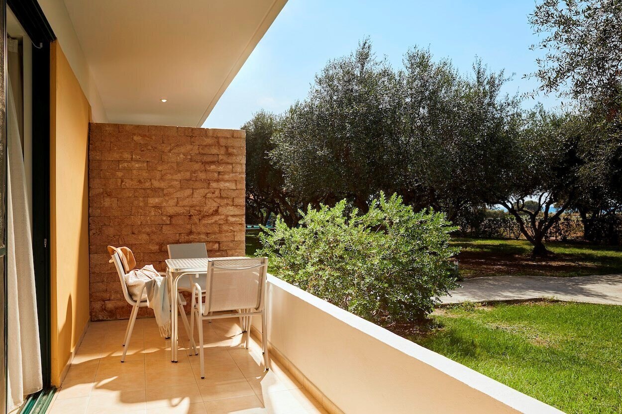 Вид Alex Beach Hotel and Bungalows 4*