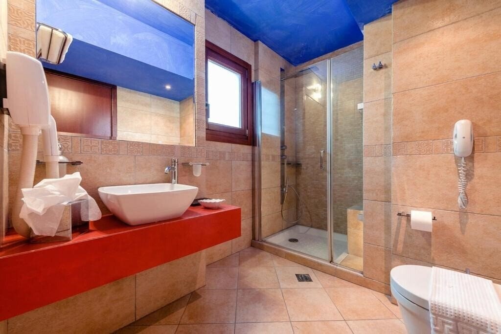 Изображение Avalon Boutique 4*