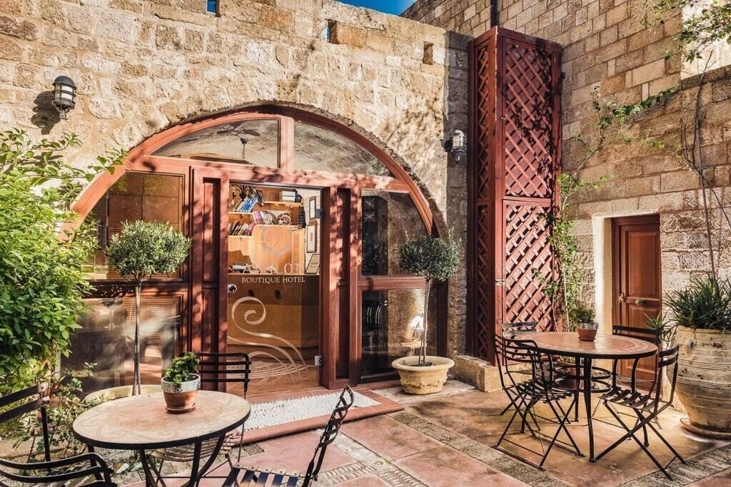 Апартаменты Avalon Boutique 4*