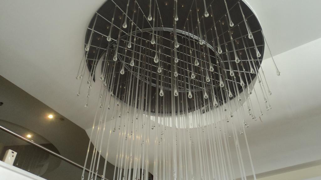 Територія Best Western Plaza 4*