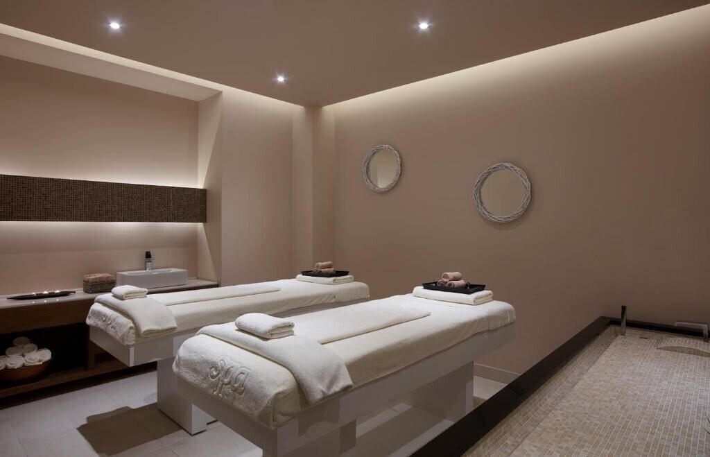 Картинка Boutique 5 5*