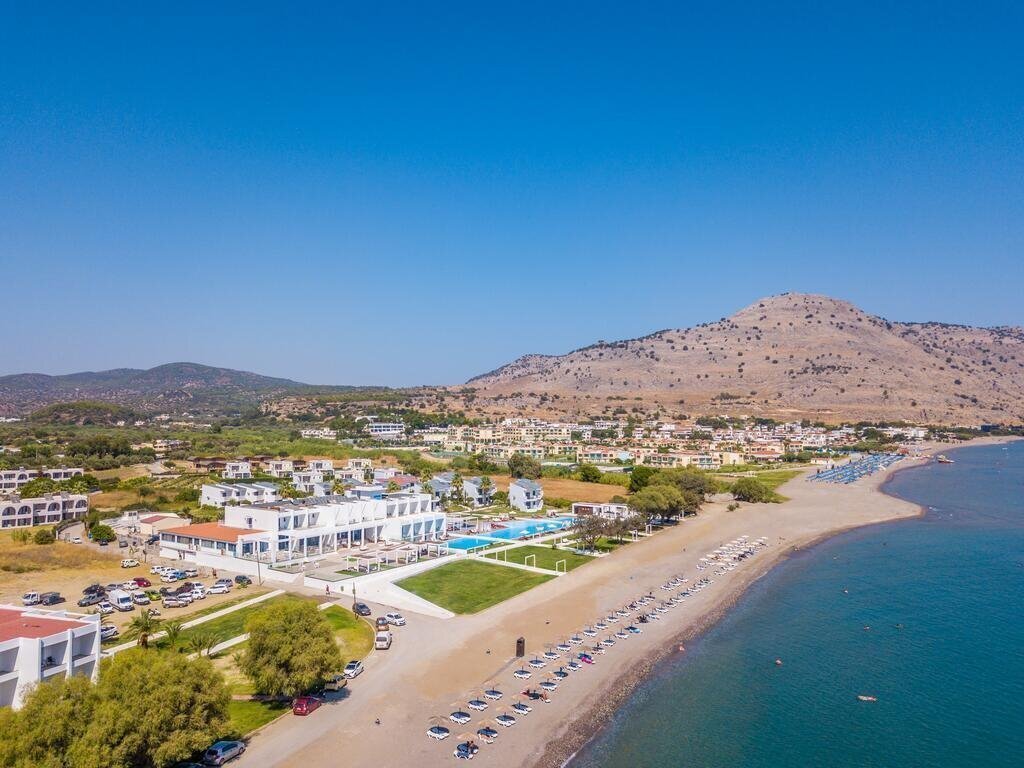 Вид Kamari Beach Hotel 4*