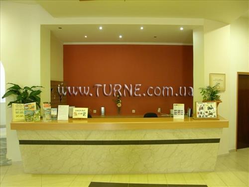 Отель Relax Hotel 3*