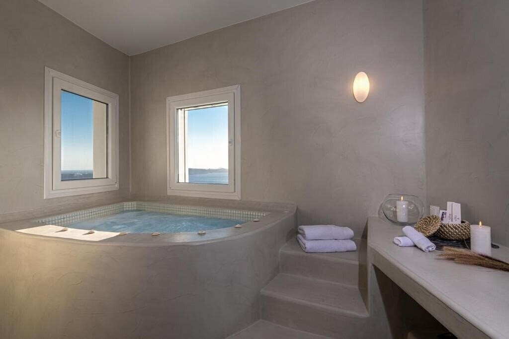 Вид Adamant Suites 4*