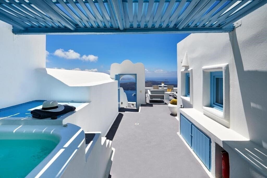 Апартаменты Dreams Luxury Suites 5*