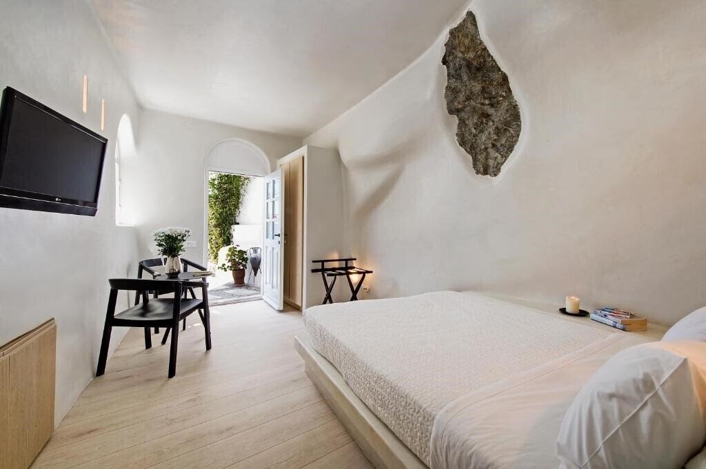 Изображение Porto Fira Suites 4*